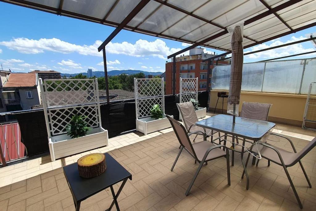 Tiziana Attico E Terrazzo Apartment Turin Bagian luar foto